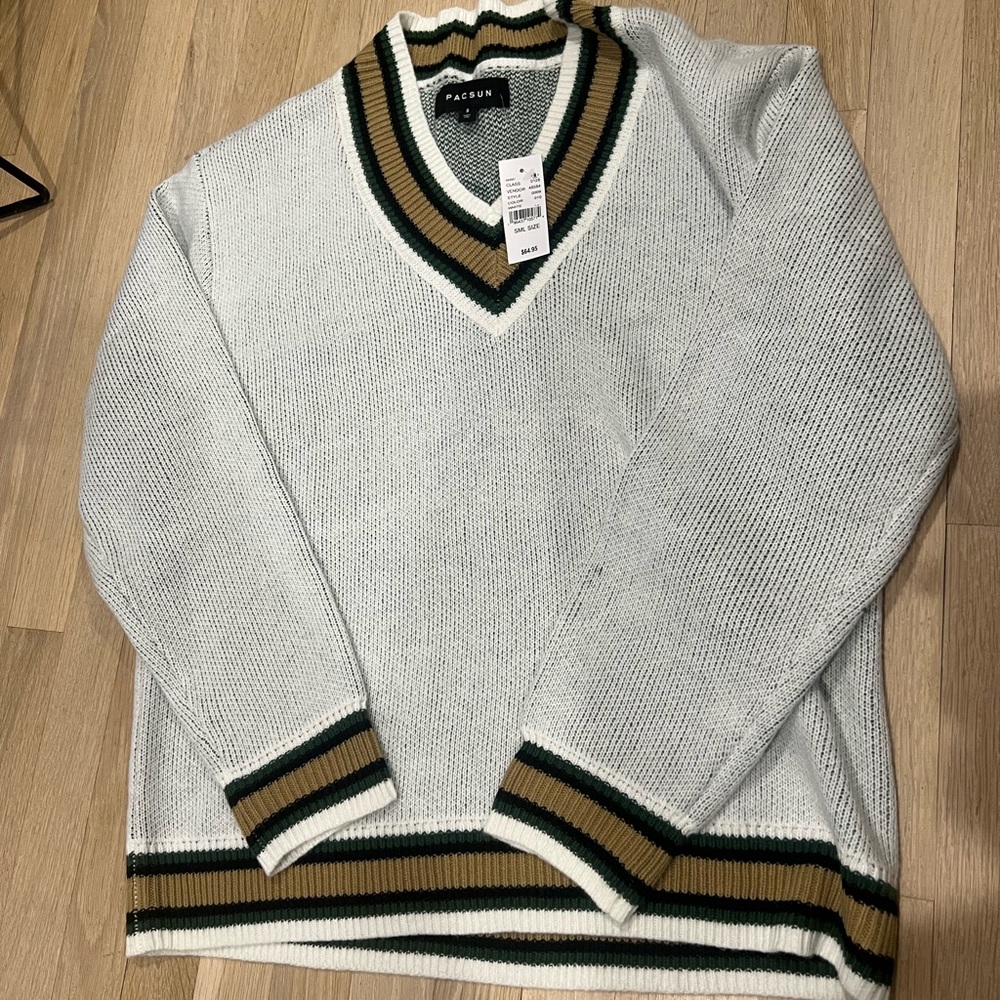 BRAND NEW PACSUN SWEATER